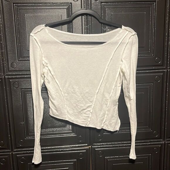 SHEIN long sleeve t shirt - Picture 1 of 2